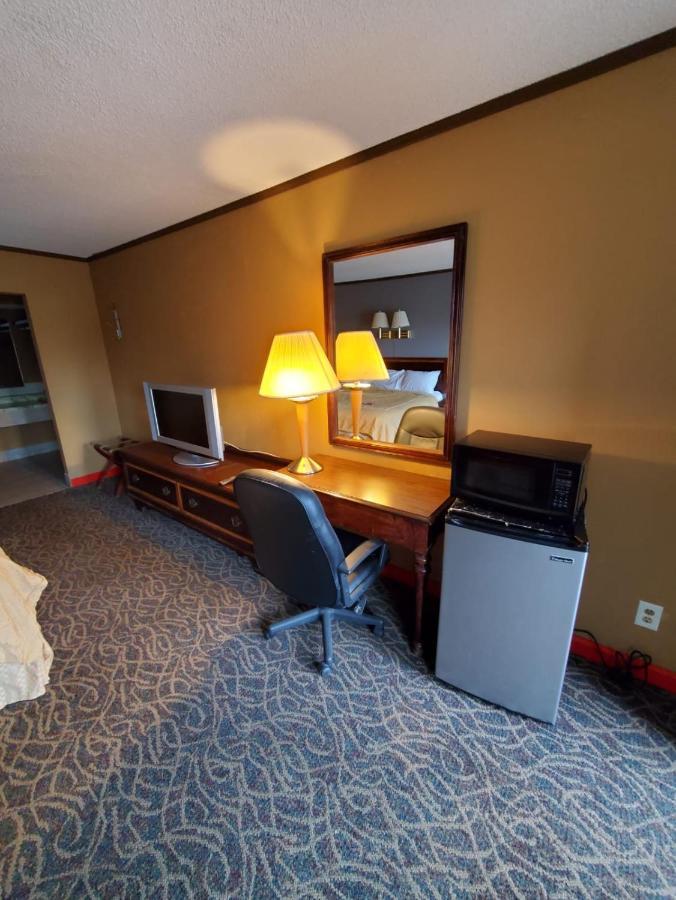 Gray Plaza Motel West Frankfort Dış mekan fotoğraf