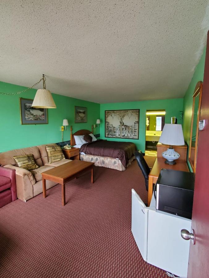 Gray Plaza Motel West Frankfort Dış mekan fotoğraf